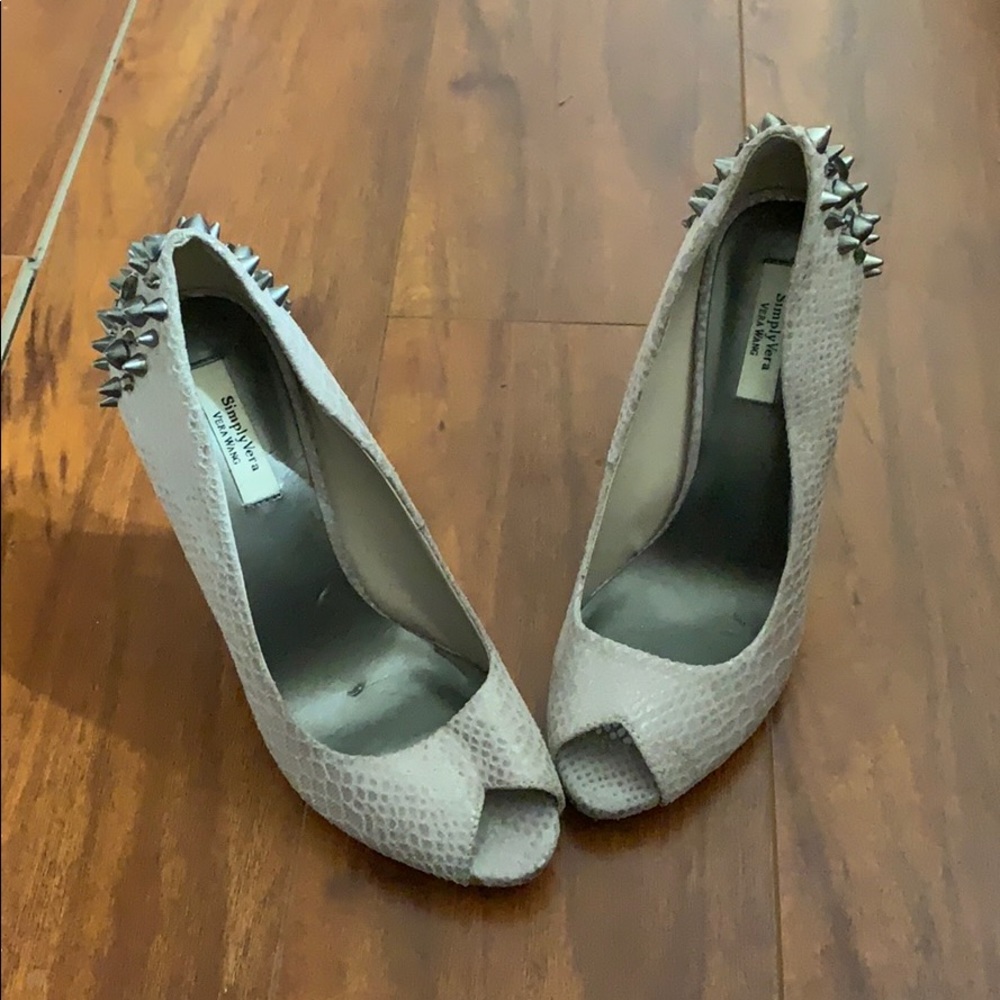 Simply Vera studded heels